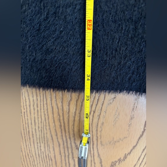 Extra long Rain & Rose woolen sweater vest. - Picture 5 of 5